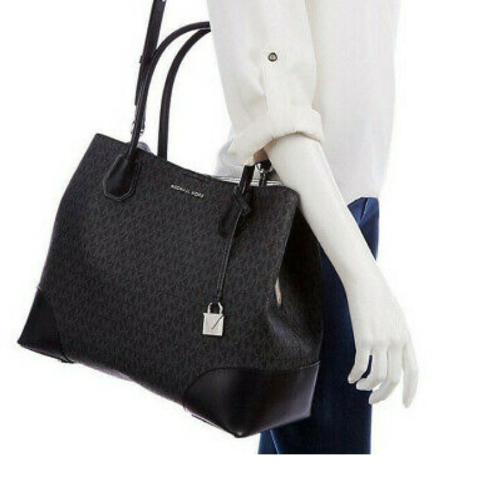 Michael Kors Mercer Gallery Snap Large Black Leather Tote - Picture 4 of 17